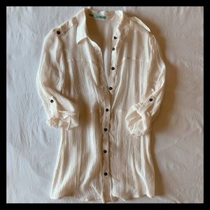 Cream button up top